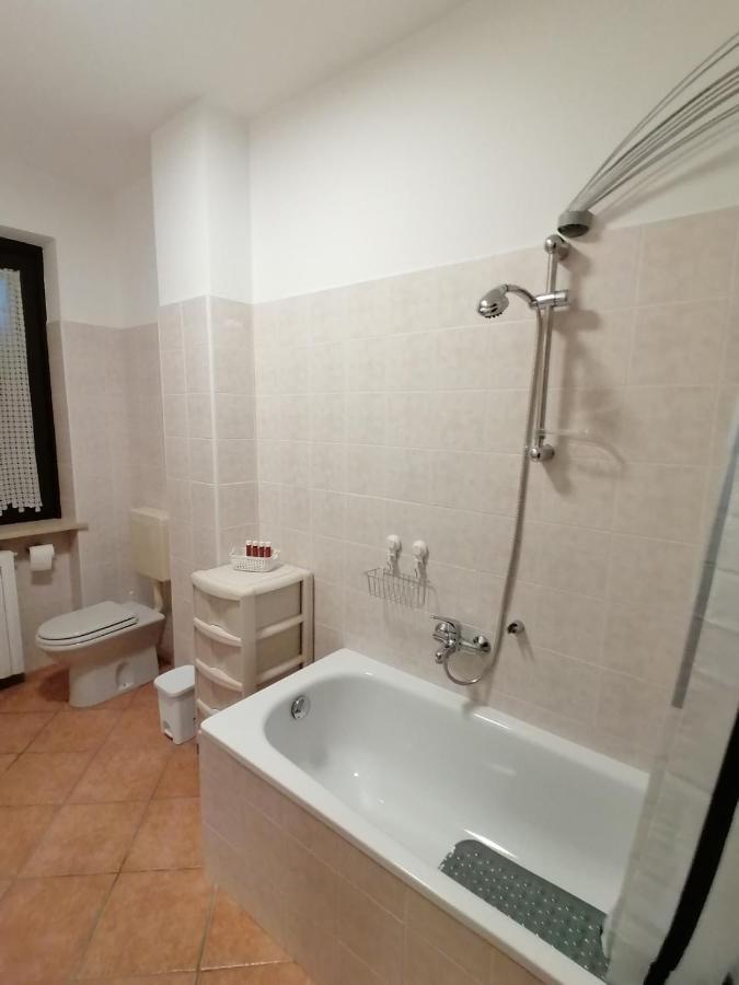 Amo' Le Langhe Bed & Breakfast Narzole Luaran gambar