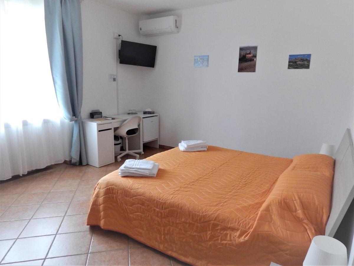 Amo' Le Langhe Bed & Breakfast Narzole Luaran gambar